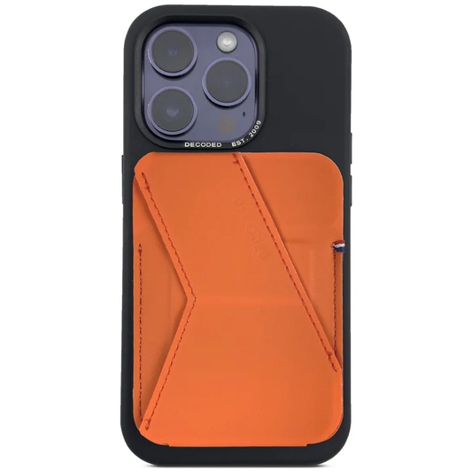 Decoded Magnetisk kortholder i silikon med stativ - Apricot