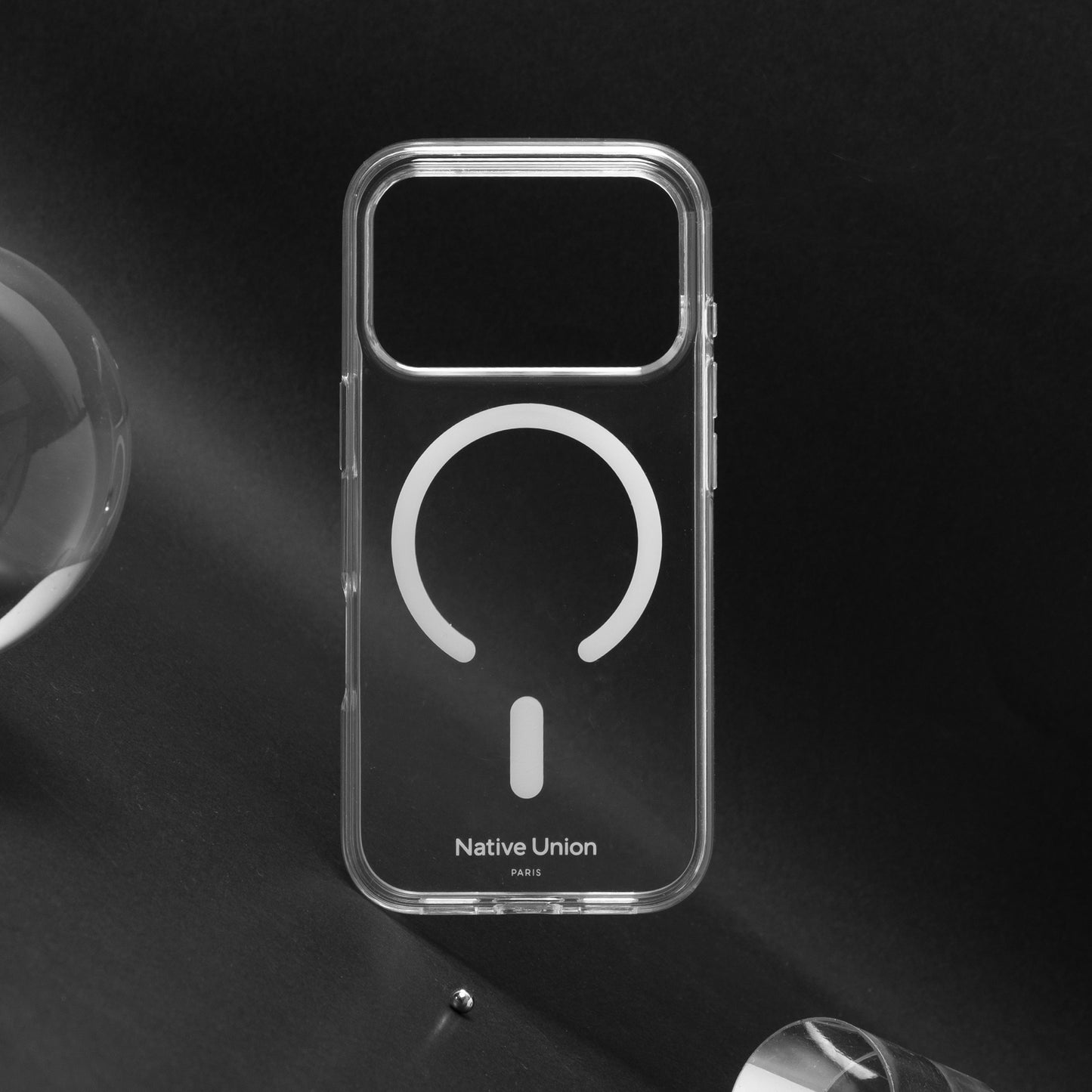 Native Union Gjennomsiktig deksel til iPhone 17 Pro med MagSafe