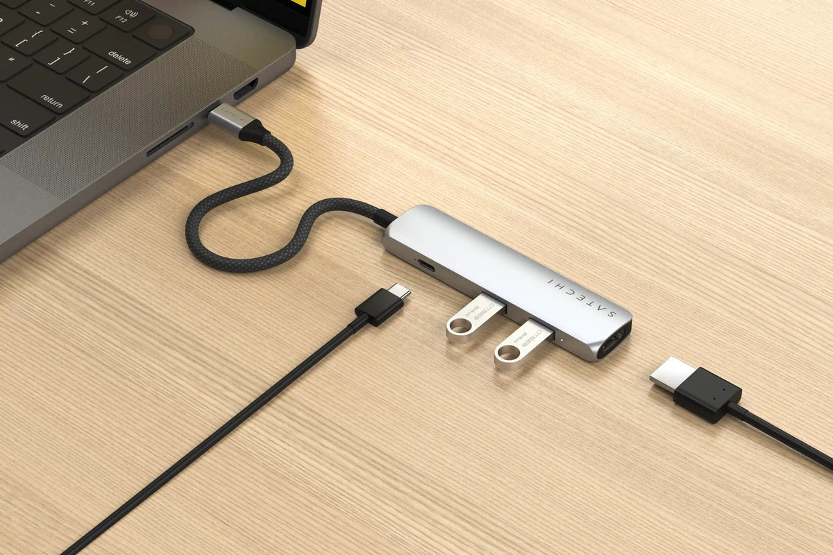 Satechi Slim 4 Multiport Adapter - Sølv