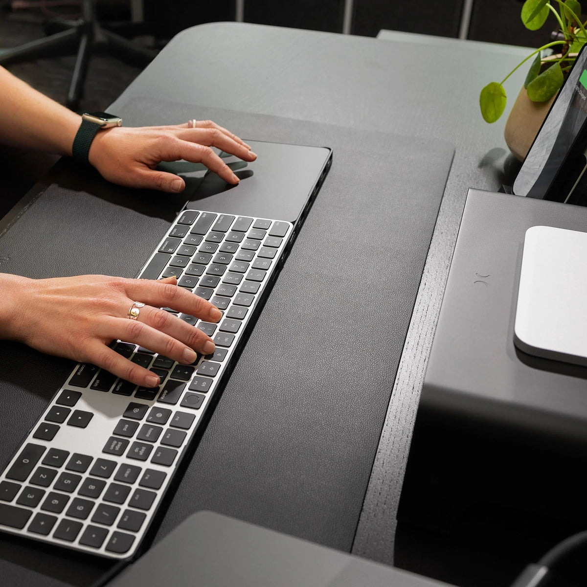 Twelve South DeskPad - Svart