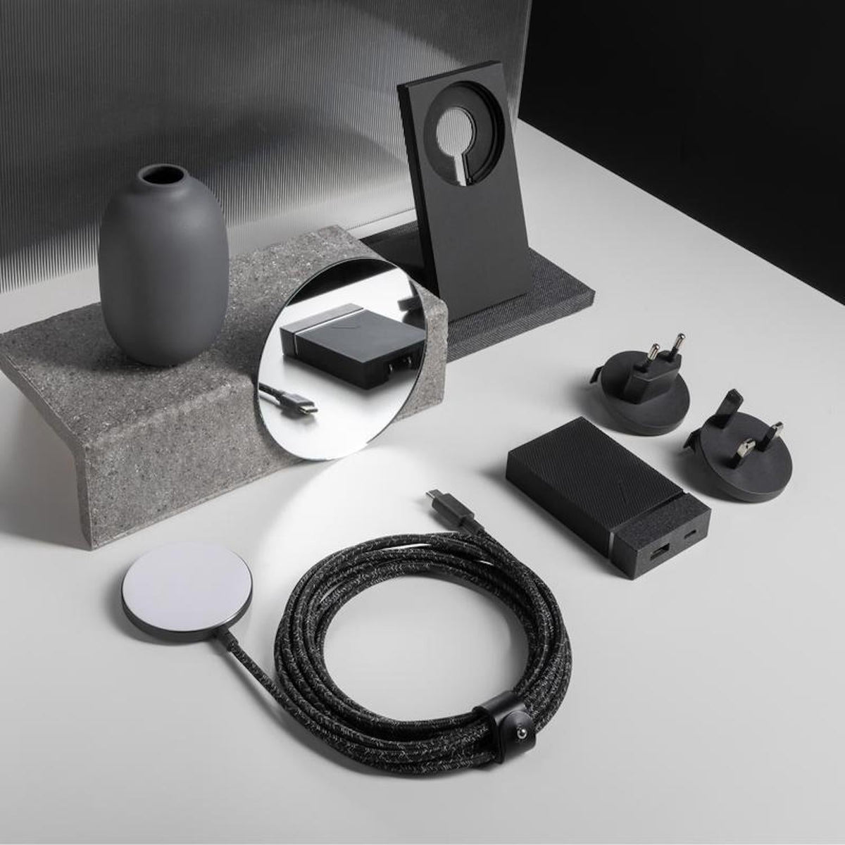 Native Union 3m Snap Magnetisk Trådløs Lader - Cosmos