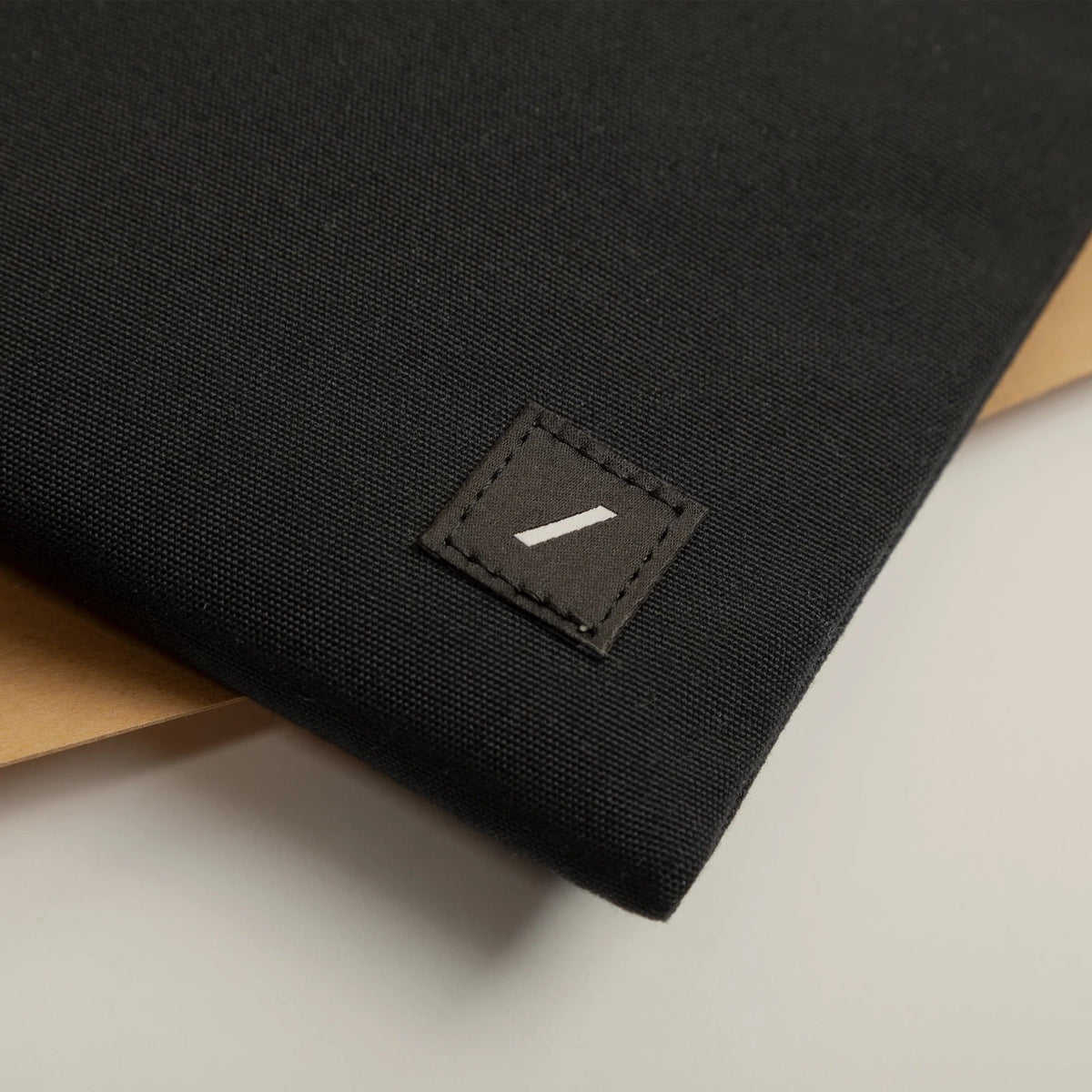 Native Union Mappe til MacBook 15/16" W.F.A - Svart