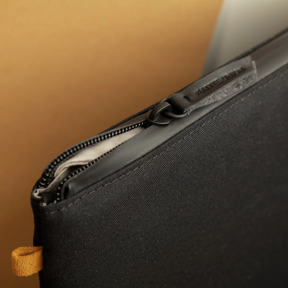 Native Union Mappe til MacBook 15/16" W.F.A - Svart