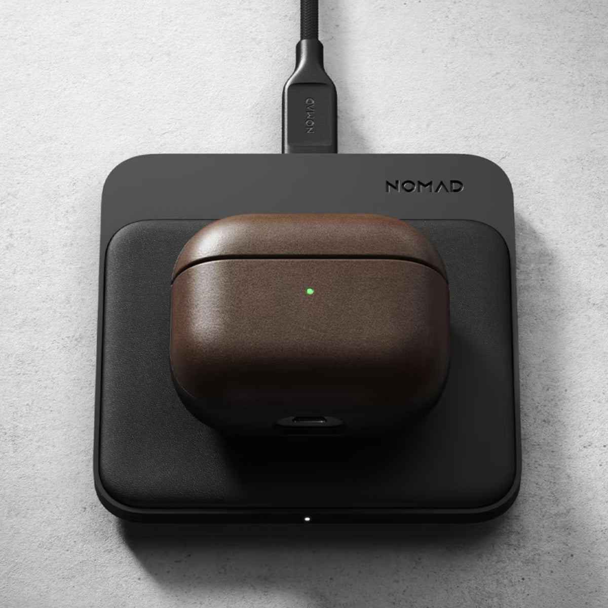 Nomad Modern Case skinnetui for AirPods (3. gen) - Brun