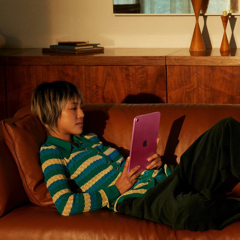 iPad_A16_Cellular_Silver_PDP_Image_Position_6__WWEN