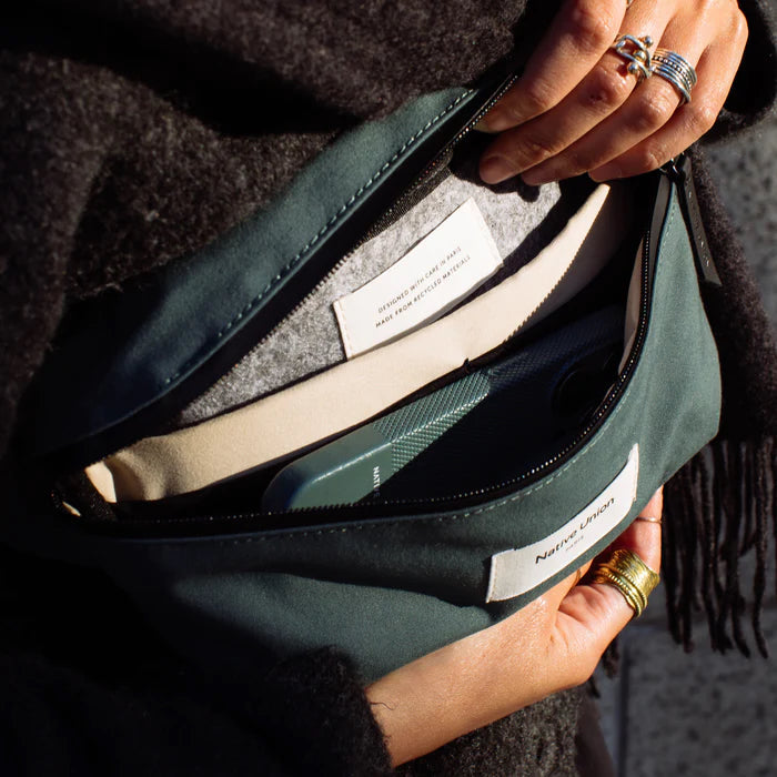 Native Union W.F.A Crossbody Tilbehørsveske - Slate Green