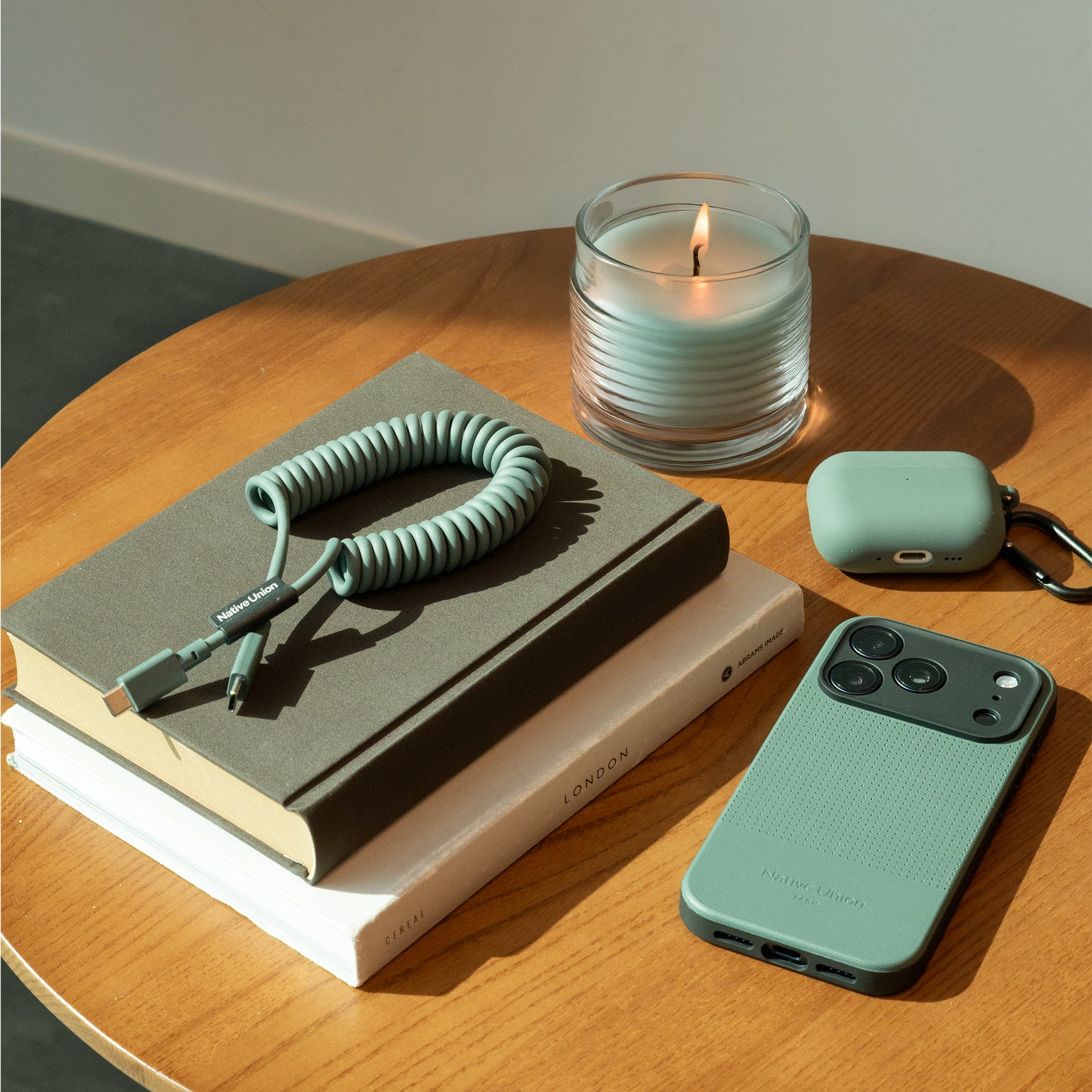 Native Union 2,4m Pop USB-C Ladekabel - Slate Green