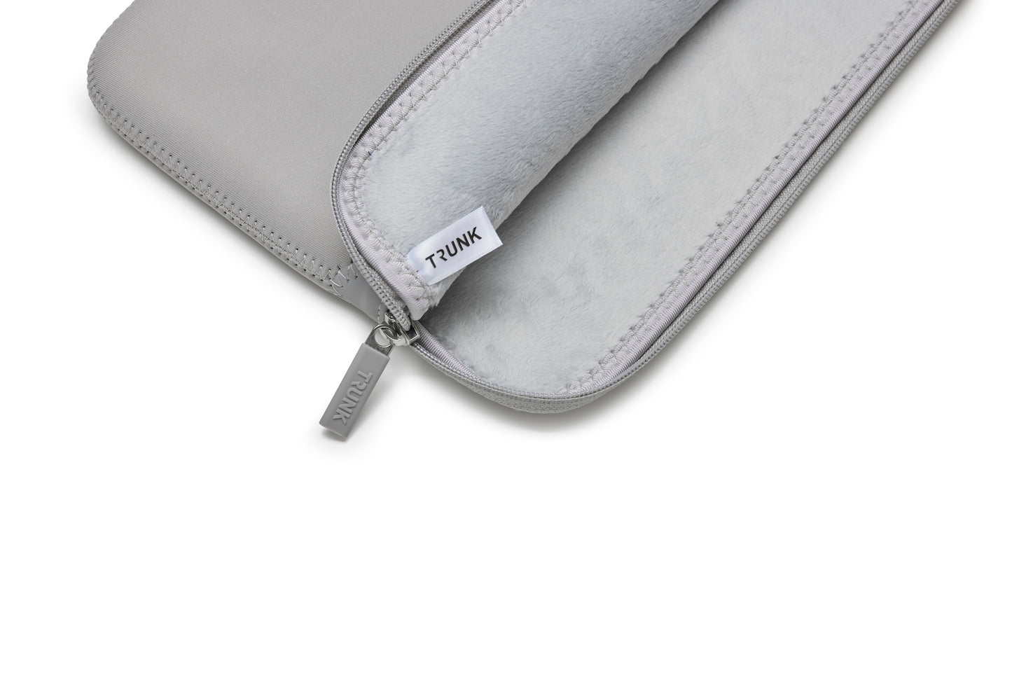 Trunk Neoprene Mappe til MacBook Neo - Silver