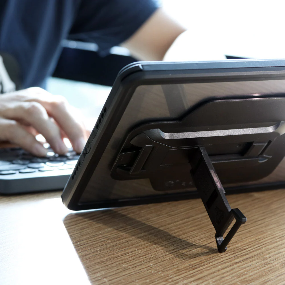 Armor-X Vanntett Deksel til iPad Pro 13" M4