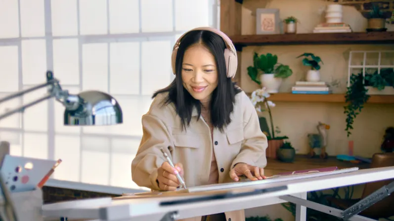 Logitech Zone Vibe 100 Trådløse Hodetelefoner - Rosa